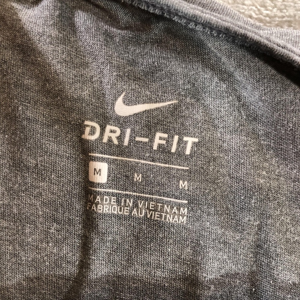 Nike Dri-FIT Tank Top Womens Medium Gray Peace Love Swoosh Open Back BV4371-010 - Picture 7 of 13